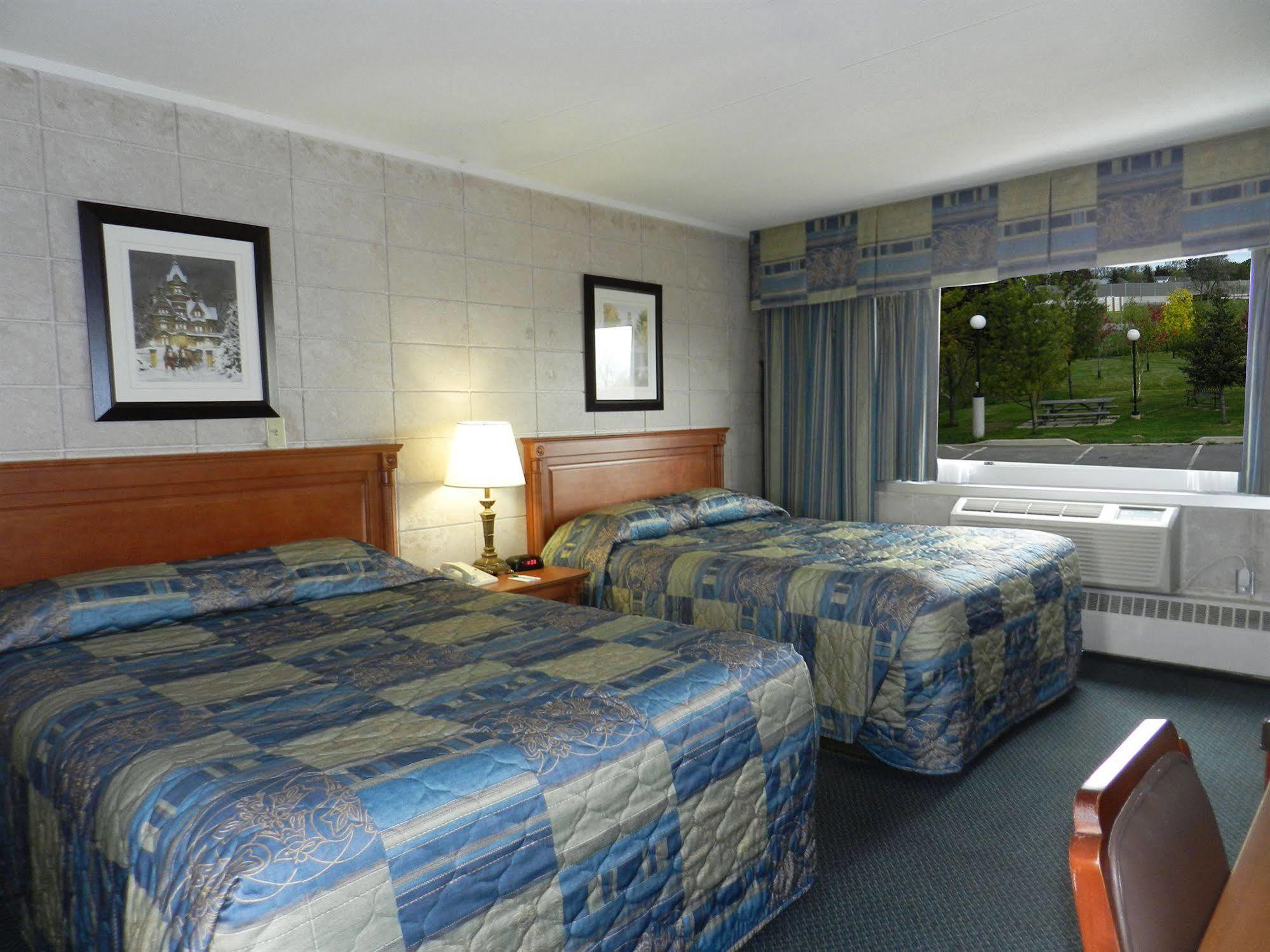 Capri Inn Saint Catharines Экстерьер фото